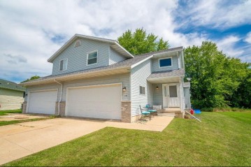 118 Lakewood Terr, Marshall, WI 53559