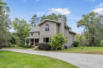 N5889 Soda Rd, Princeton, WI 54968