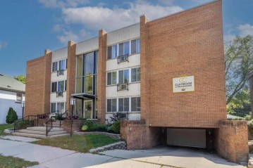 825 E Henry Clay St 301, Whitefish Bay, WI 53217