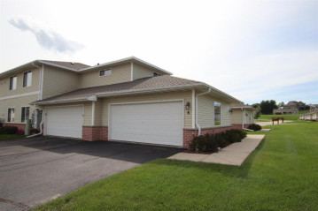 330 Brookside Drive 6, Mayville, WI 53050