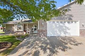 2505 Coffee Hill Lane, Kaukauna, WI 54130