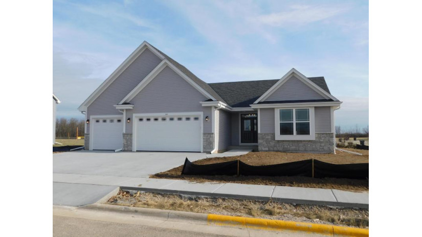 264 Nicks Way Belgium, WI 53004 by Hollrith Realty, Inc $404,990