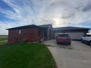 S477 Hailey Ln, Hamburg, WI 54621-8107