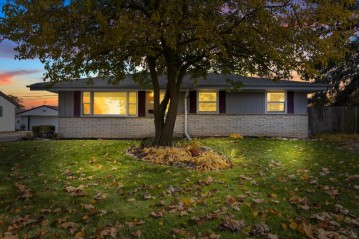 1037 Ostergaard Ave, Racine, WI 53406-5148