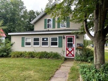 619 Berlin Street, Waupaca, WI 54981