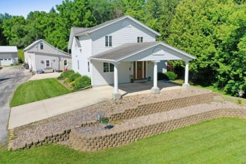 205 Randolph St, Mishicot, WI 54228