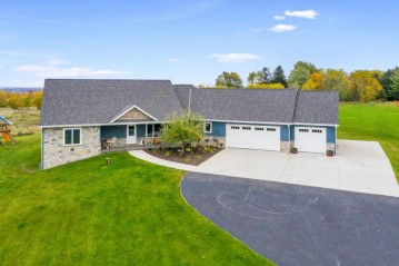 2916 Wildlife Ln, Polk, WI 53076