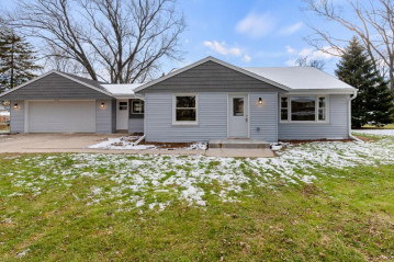 12935 W Colfax Pl, Butler, WI 53007-1211