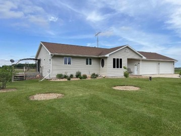 W1973 Kiel Rd, Calumet, WI 53049