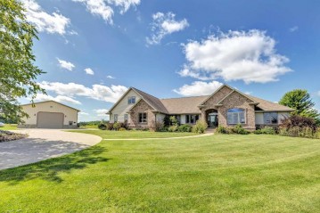 6362 Cth Pp, Wrightstown, WI 54126