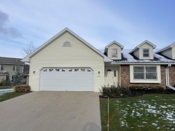 122 Evergreen Ln 17, Beaver Dam, WI 53916