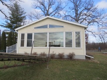 W9777 Breezy Point Rd, Fox Lake, WI 53933-0000