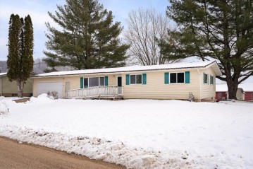 243 E Lakeview Dr, La Farge, WI 54639