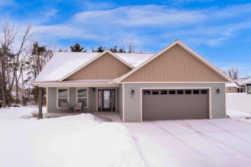 371 Roark Way, Amherst, WI 54406