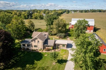 N6107 County Road E, Fredonia, WI 53021