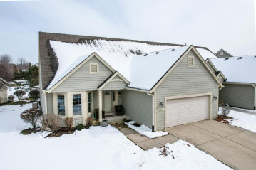 2448 W Cir Dr 38, Mount Pleasant, WI 53405-1455