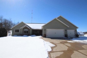 242 Moraine Drive, Ripon, WI 54971-8500