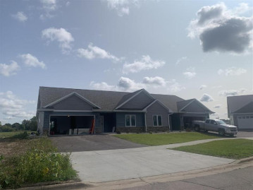 3052 S Bartells Dr, Beloit, WI 53511