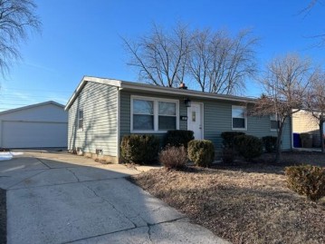 1874 15th Ave, Kenosha, WI 53140-1617