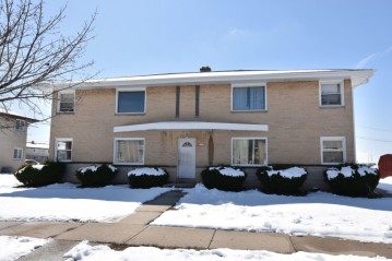 9335 W Birch Ave, Milwaukee, WI 53225-3344