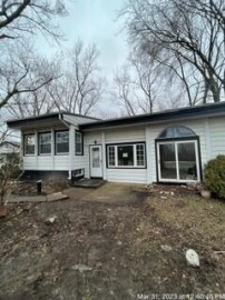 4826 Shirley Ave, Mount Pleasant, WI 53406-3612