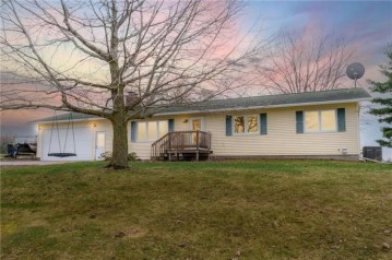 W6049 610th Avenue, Beldenville, WI 54003