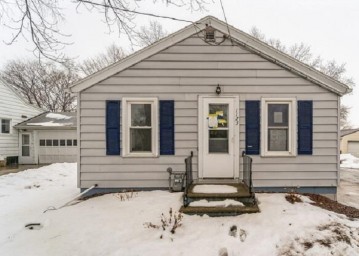 1123 Lime Kiln Road, Green Bay, WI 54302