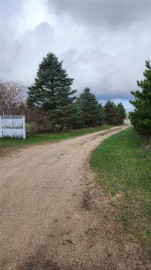 N6490 18th Ave, Shields, WI 54960-8403