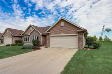 368 N Redding Cir, Belgium, WI 53004