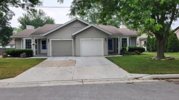 3014 Clayton Ave 2, East Troy, WI 53120