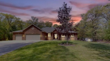 N3180 Deer Haven Court, Peshtigo, WI 54157-9313