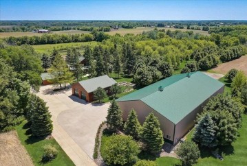 N6098 S Farmington Road, Farmington, WI 53137