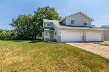 124 Lakewood Terrace, Marshall, WI 53559