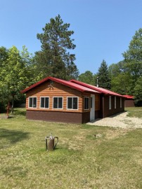 N19530 Timms Lake Rd, Pembine, WI 54151