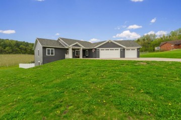 W19801 Bluestem Ln, Gale, WI 54630