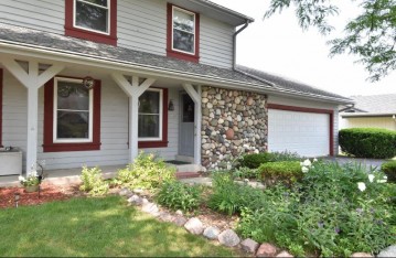 4548 W Dean Rd, Brown Deer, WI 53223-3116