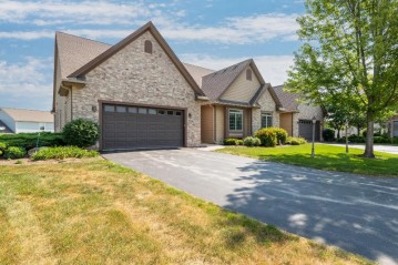 N115W17848 Sawgrass Ct, Germantown, WI 53022-6311