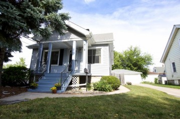 418 N 61st St, Milwaukee, WI 53213-4125