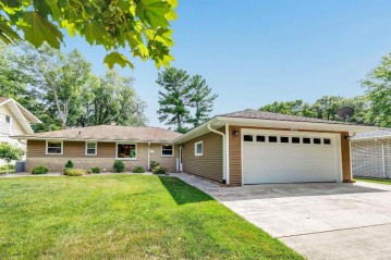 550 River Heights, Shawano, WI 54166-1254