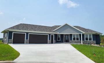 118002 Betty Drive, Stratford, WI 54484