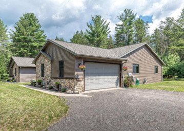 9052 Pine Cone Dr, Woodruff, WI 54568