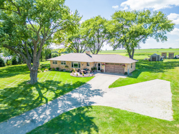 602 Prairie St, Reeseville, WI 53579-9701