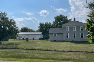 N1369 County Road C -, Sharon, WI 53585-9759