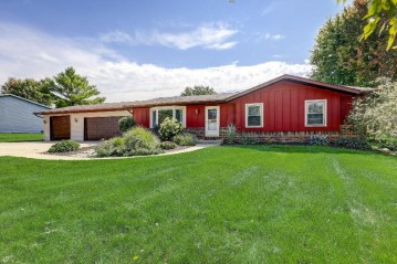 237 Lorinda Ln, Neosho, WI 53059