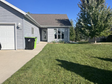 1706 Mason St, New Holstein, WI 53061