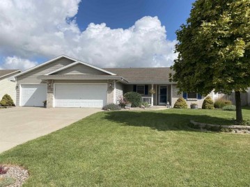 3799 Canvasback Dr, Janesville, WI 53546-4393