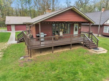 W7499 White River Trail, Dakota, WI 54982