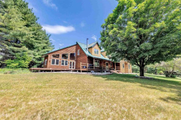 2297 Horse Road, Abrams, WI 54101