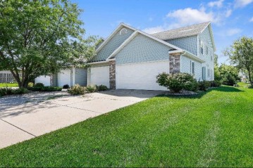 202 Douglas Drive 202, Brooklyn, WI 53521