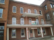 306 S Main St